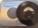 CHUCK BERRY - LET IT ROCK rare UK 1959 / ROCK ’N’ ROLL / LONDON / NEAR MINT