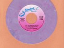 HERMAN'S HERMITS - MRS. BROWN / I'M INTO SOMETHING GOOD JUKEBOX 45 STARDUST MINT