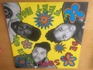 DE LA SOUL 3 FEET AND RISING DLSLP1 UK PRESS