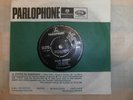 THE BEATLES / HELLO GOODBYE / I AM THE WALRUS