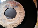 KISS -COLD GIN / NOWHERE TO RUN- RARE GUATEMALA 45RPM