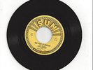 ALL 5 OF ELVIS PRESLEY'S 45 RPM RECORDS ON SUN LABEL Exc Cond. Reissue