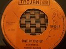 Termites Love Up Kiss Up Orig UK 7