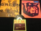 R.E.M. BATCH ORIG VINYL RECORDS : MONSTER & GREEN & MINT THE ONE I ?? LOVE 45RPM