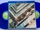 2LPS THE BEATLES BLUE ALBUM BLUE VINYL PCSB 718  COVER VG VINYLS VG