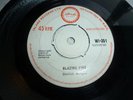 DERRICK MORGAN..BLAZING FIRE ..RARE UK 1ST ISSUE ISLAND WI-051 EXCELLENT COPY
