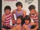 MENUDO / REACHING OUT / LP RECORD / MINT