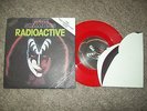 GENE SIMMONS (KISS) Radioactive PS Red wax + mask - super copy