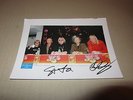 YES  - COLOUR PHOTO  SIGNED RICK WAKEMAN + STEVE HOWE -  AUTHENTIC UACC