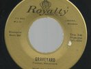 RARE-MICHIGAN GARAGE ROCK-ROYALTY RECORDS-THE BLAZERS-GRAVEYARD-45-NICE VINYL
