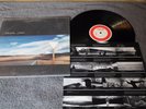 PEARL JAM - YIELD, LP 1998 SONY EUROPE, INCLUDES A STICKER, DIE CUT SLEEVE