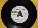 The Byrds / The Beefeaters - 1964 Advance Promo Copy 45 rpm Pye International UK