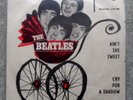 Beatles Amiga Single 4 50 466 - Ain't she sweet & Cry for a shadow