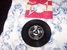 elvis presley  blue suede shoes- hound dog. tri rca 45-rca 1095. n/m