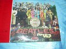 SGT PEPPERS LONELY HEARTS CLUB BAND. THE BEATLES.