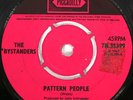 THE BYSTANDERS Pattern People / Green Grass RARE 1967 UK PSYCH 7