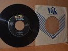 THE FIVE DISCS: I REMEMBER & THE WORLD IS A BEAUTIFUL PLACE; VIK VG++ DOO WOP 45