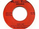 The Detroit Executives   /   Detroit Soul    *  Cool Off  /  All Of My Life *