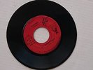 THE KINGSTONIANS - SUFFERER // KISS A FINGER / MOVE & GROOVE