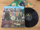BEATLES...SGT. PEPPERS..EARLY UK MONO  ISSUE PARLOPHONE LABEL PMC 7027