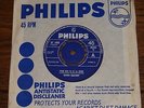 JOHNNY HALLYDAY   POUR MOI TU ES b/w THEY CALL HIM A MAN   UK PHILIPS SAMPLE 7