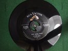 45 RPM 50s US ORIGINAL BLUE SUEDE SHOES / DANCING DOLL. PEE WEE KING. RCA 6450