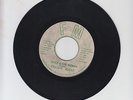 F M/ ROCK A BYE WOMAN  -  FREDDIE MCKAY  (75 REGGAE ROCKERS 7