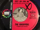 GROOVERS:  I'm A Bashful Guy / Just Go For Me MINIT 32010 VG++