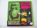 QUEENS OF THE STONE AGE Make It Wit Chu b/w Needles In The Camel's Eye VINYL 7