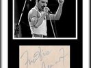 QUEEN - FREDDIE MERCURY - ROCK LEGEND - ORIGINAL HAND SIGNED AUTOGRAPH