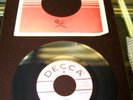 BILL GIANT - FAKIN' / (YOU JUST CAN'T) SIT BY *DECCA PROMO* 31972   MINT & N/R