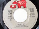CURTIS MAYFIELD-TRIPPING OUT /NEVER STOP LOVING ME ON RSO 70S SOUL 45