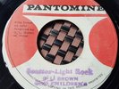 Glen Brown Scatter Light Rock 7