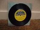 Ephat Mujuru & The Spirit Of The People/ Kuenda Mbire/ 1984 Zimbabwe Press/ RARE