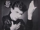 DAVID BOWIE: Beauty And The Beast / Fame 12 (dj, hype sticker) Rock & Pop