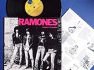 RAMONES SUPERB UK 1ST LP 1977 + PICTURE INNER ROCKET TO RUSSIA SIRE LABEL PUNK