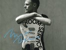 AUTHENTIC SIGNED BRYAN ADAMS 10 X 8 PHOTO..REAL SIGNATURE..COA.