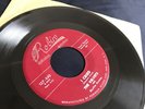 THE VELVETS I Cried / Tell Her   RARE Doo Wop R&B 45 on ROBIN 127