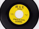 Mongrels 45 Sitting in the Station/My Woman M&L garage psych VG+ HEAR
