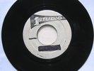 DELROY WILSON / I LOVE THE WAY YOU WALK / Larry Marshall / Thelma [ Studio 1] 7