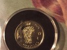 QUEEN / BRIAN MAY: News of the world 40th lp SIXPENCE COIN Plectrum Guitar Pick