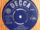 THE ROCKING VICKERS - I go ape,DECCA UK,1964,MINT