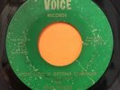 FOUR VOICES on green Voice   Your Love Is Getting Stronger   northern soul 45 Or