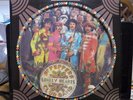 LP PICTURE DISC THE BEATLES Sgt. Peppers CAPITOL SEAX-11840 VG+/VG