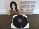 BJORK - Debut(UK 1993 1ST PRESS VINYL ALBUM / BOOKLET / NR MINT )