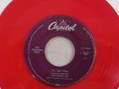 COLORED RED THE BEATLES SHE LOVES YOU VINYL 45 RECORD RE14