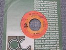 THE BEATLES - SHE LOVES YOU - GUATEMALA 7