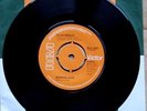 NM/NM  ELVIS PRESLEY BURNING LOVE / IT'S A MATTER OF TIME (RCA 2267) 7