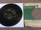 Johnny Curtis - Our Love's Disintegrating - Parlophone R5529 1966