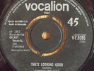 Rodger Collins-She's looking good 7
